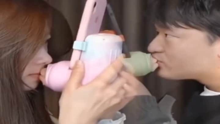 Creepy or Not? What is China’s ‘remote-kissing’ device for long-distance lovers?