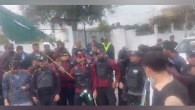 Pakistan: Police protest against rising terrorism in Khyber Pakhtunkhwa Pakistan: Police protest against rising terrorism in Khyber Pakhtunkhwa