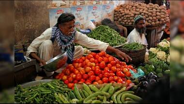 Life out of gear in crisis-hit Pakistan as inflation edges to 48-year high