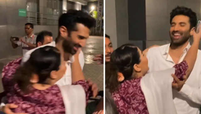 Aditya Roy Kapur on female fan trying to kiss him: 'Don't look at it from the eye where I'll criticise it' Aditya Roy Kapur on female fan trying to kiss him: 'Don't look at it from the eye where I'll criticise it'