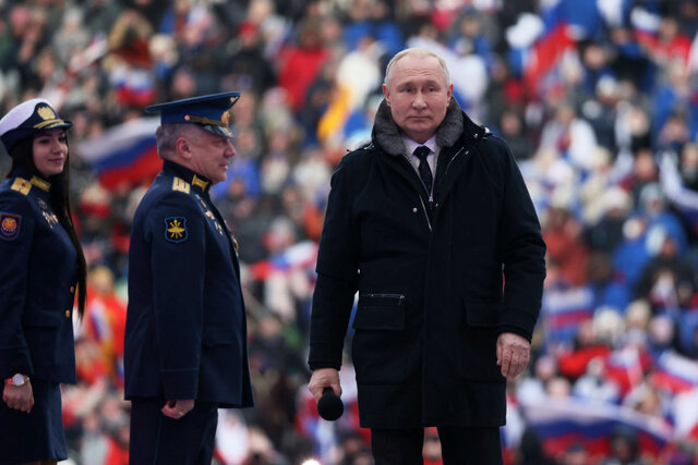 Russia fighting for its 'historical lands' in Ukraine: Putin at Moscow ...