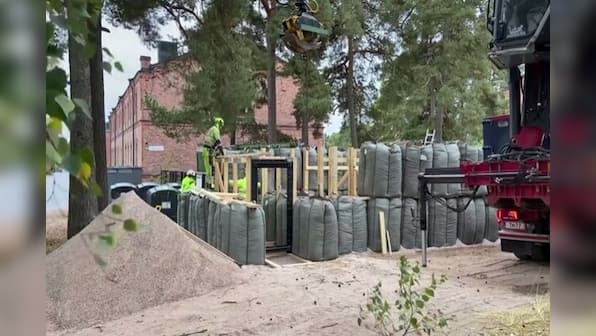 Finland starts construction of Russian border fence