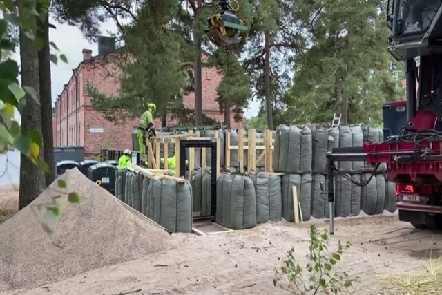 Finland starts construction of Russian border fence Finland starts construction of Russian border fence