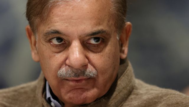 No salaries, ban on luxury cars and 5-star hotels: Pakistan’s austerity measures for politicians who looted the nation No salaries, ban on luxury cars and 5-star hotels: Pakistan’s austerity measures for politicians who looted the nation