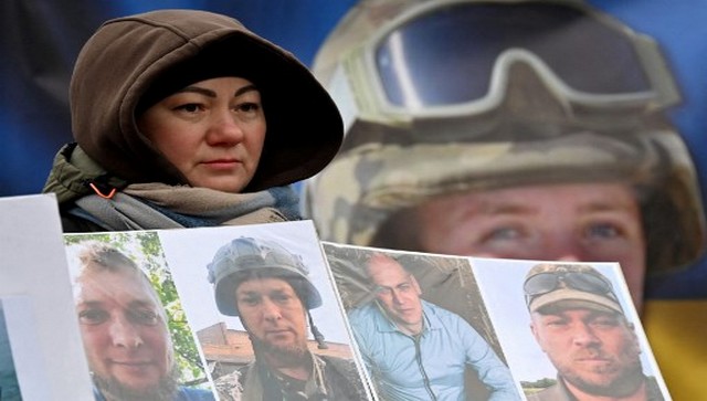 Ukraine urges probe over footage of alleged killing of prisoner of war Ukraine urges probe over footage of alleged killing of prisoner of war