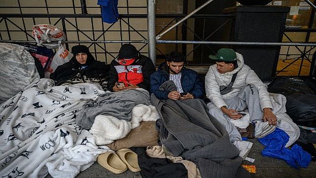 How Manhattan hotels have become homes to thousands of migrants How Manhattan hotels have become homes to thousands of migrants