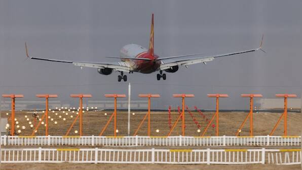 Hong Kong scheme of free plane tickets swamps airline websites