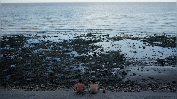 Why is Argentina facing a heatwave like no other in its history?