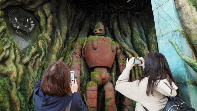 Visitors take lewd pictures with female character statues at Japan’s Ghibli Park, probe ordered Visitors take lewd pictures with female character statues at Japan’s Ghibli Park, probe ordered