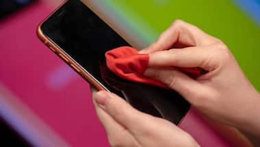 A colony on your phone: With E.coli and S.aureus, your smartphone is as dirty as your toilet seat