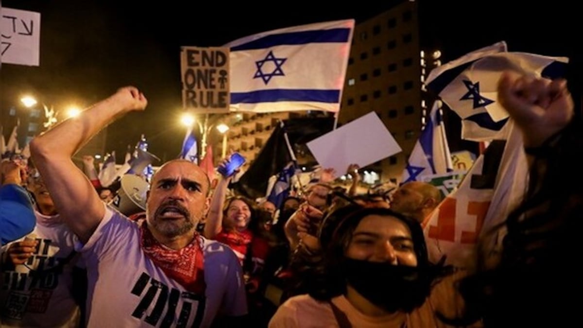 Israelis protest for 11th week against judicial reforms