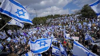 Thousands of Israelis rally against judicial reform for 10th week