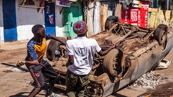 Police fire tear gas as fresh protests erupt in Kenya despite ban