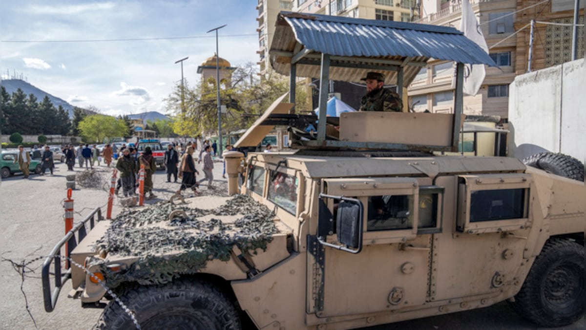 Suicide bomber kills six people near foreign ministry in Kabul