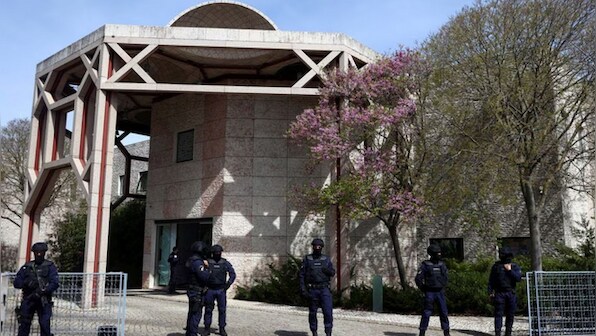 Portugal: 2 women killed in knife attack at Lisbon Ismaili centre