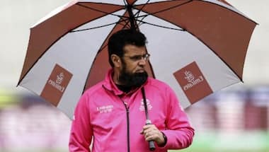 Pakistan's Aleem Dar steps down from ICC Elite Panel of Umpires