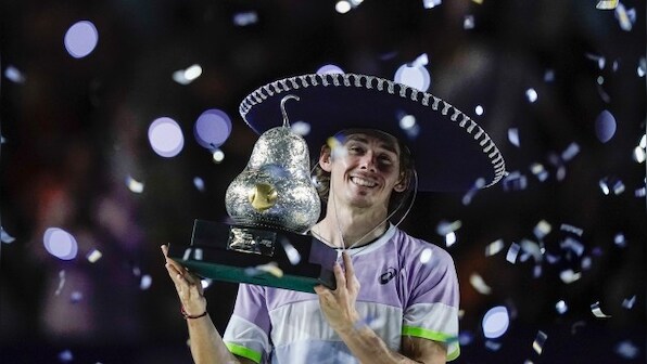 Mexico Open: Alex de Minaur beats Tommy Paul for Acapulco title