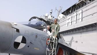 After Holi & cricket match, Anthony Albanese becomes first foreign leader on board INS Vikrant, hop into LCA