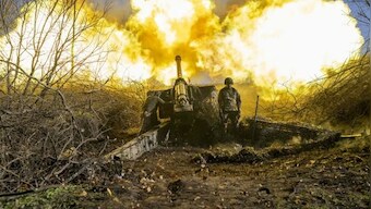 Situation 'critical': Ukraine forces hung onto Bakhmut as Russians advance