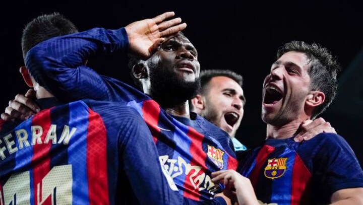 Barcelona sink Real Madrid in 'El Clasico' to strike LaLiga title blow