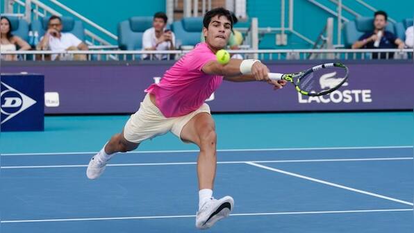 Miami Open 2023: Carlos Alcaraz powers into last-16, Taylor Fritz advances