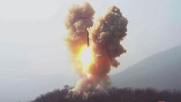 North Korea readying for war? Pyongyang simulates tactical nuke strike