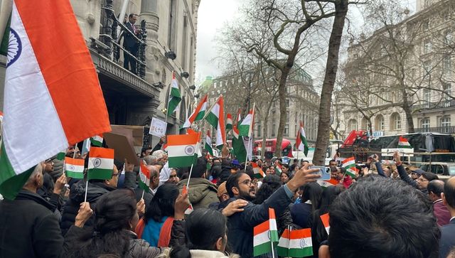 London: Indian diaspora comes out in solidarity with Tricolour; calls on British govt to act, not just issue statements London: Indian diaspora comes out in solidarity with Tricolour; calls on British govt to act, not just issue statements