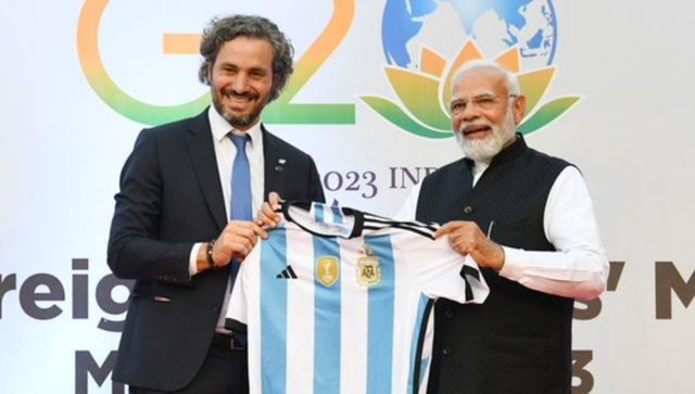 Foreign minister of Argentina gifted Argentina football team jersey to PM Narendra Modi Foreign minister of Argentina gifted Argentina football team jersey to PM Narendra Modi