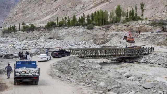 Gilgit-Baltistan police chief transferred over force’s involvement in ‘assault’ on Punjab police outside Imran's house Gilgit-Baltistan police chief transferred over force’s involvement in ‘assault’ on Punjab police outside Imran's house