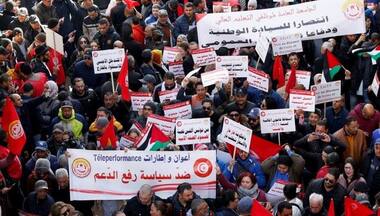 Tunisian union holds biggest protest yet against president