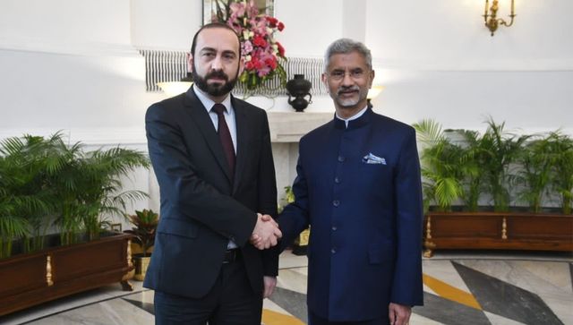 Jaishankar holds bilateral meetings with Foreign Ministers of Sri Lanka, Armenia Jaishankar holds bilateral meetings with Foreign Ministers of Sri Lanka, Armenia