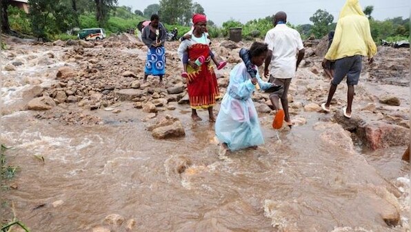 Malawi buries cyclone victims as death toll rises further