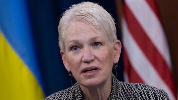 Top Pentagon official warns Ukraine about paying for arms