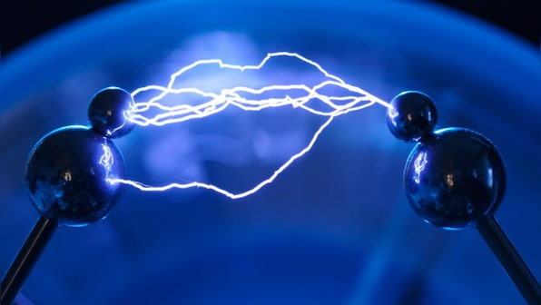 Clean energy goals: Scientists discover new method to make electricity out of nothing but air