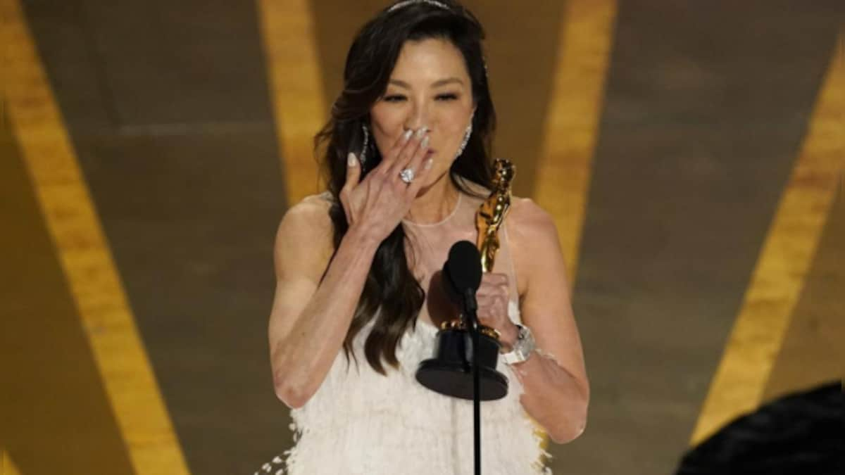 Mum Janet Yeoh And Malaysia Celebrate Michelle Yeohs Best Actress Oscar Win Firstpost 4129