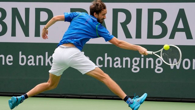 Indian Wells 2023: Medvedev tops Zverev in 'crazy' match, Alcaraz, Kvitova advance Indian Wells 2023: Medvedev tops Zverev in 'crazy' match, Alcaraz, Kvitova advance