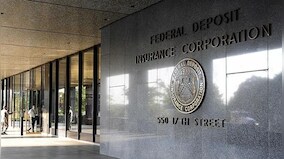 US officials study ways to expand FDIC coverage to all deposits