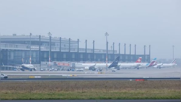 German trade union Verdi calls for strikes on Monday at Berlin, Hamburg airports