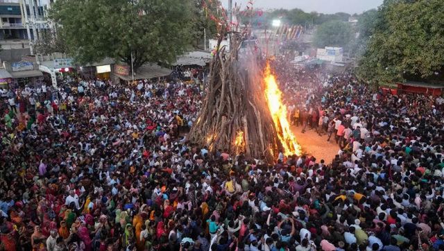 Holika Dahan 2023: Date, shubh muhurat, time, significance and all you need to know about the festival Holika Dahan 2023: Date, shubh muhurat, time, significance and all you need to know about the festival