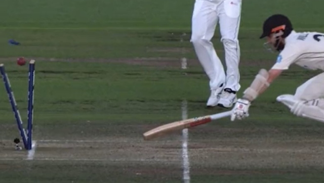 Watch: Kane Williamson dives to thrilling win over Sri Lanka in first Test Watch: Kane Williamson dives to thrilling win over Sri Lanka in first Test