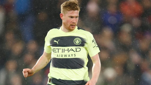 Kevin De Bruyne urged to focus on 'simple things' amid dip in form Kevin De Bruyne urged to focus on 'simple things' amid dip in form