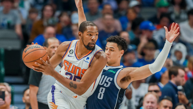 NBA: Kevin Durant masterclass guides Suns to nail-biting win over Mavs; Lakers down Warriors NBA: Kevin Durant masterclass guides Suns to nail-biting win over Mavs; Lakers down Warriors