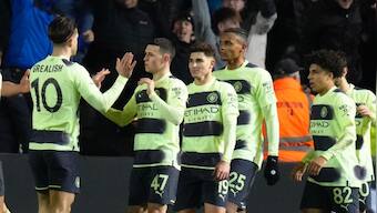 FA Cup: Manchester City stroll into quarters, Leicester City crash out