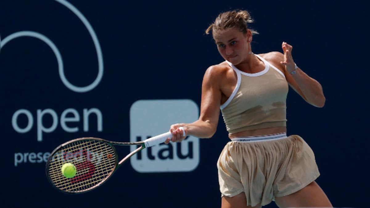 WTA to meet Ukrainian players amid locker-room tensions with Russians, Belarusians