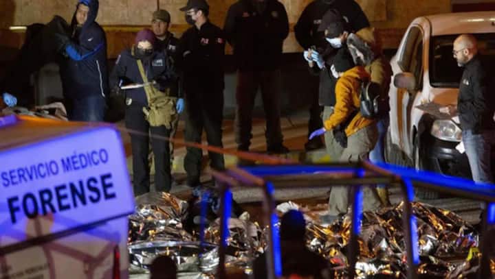 Mexico: Dozens killed as migrants light mattresses during protest