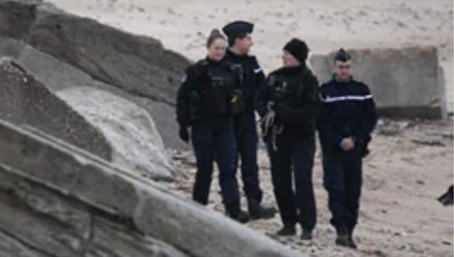 Sealed bags containing 2.3 tonnes of cocaine wash up on French coast near Normandy Sealed bags containing 2.3 tonnes of cocaine wash up on French coast near Normandy