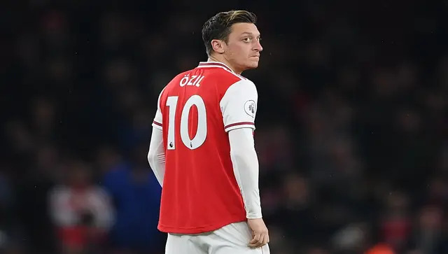 Former FIFA World Cup winner Mesut Ozil announces retirement from football Former FIFA World Cup winner Mesut Ozil announces retirement from football