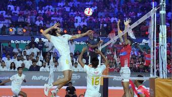 PVL 2023: Ahmedabad Defenders knock out Calicut Heroes to book final berth