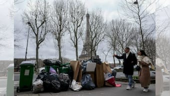 Neither protests nor garbage piles stop unpopular French pension bill
