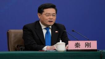 Chinese foreign minister signals closer ties with Russia, says US attempts to contain Beijing will not succeed